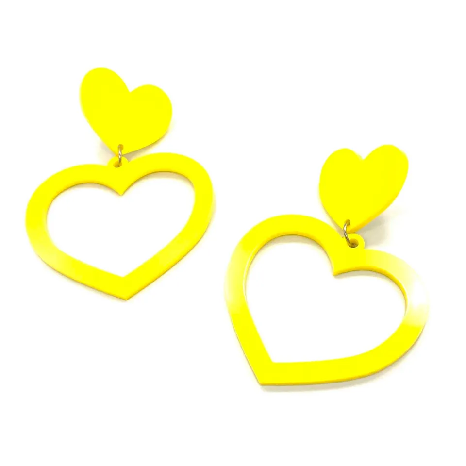haus_of_dizzy_barbie_hear_5.webp Earrings | Barbie Hearts^Haus Of Dizzy Barbie Heart Earrings