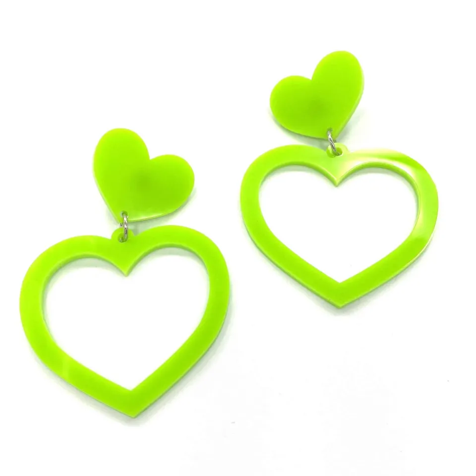 haus_of_dizzy_barbie_hear_6.webp Earrings | Barbie Hearts^Haus Of Dizzy Barbie Heart Earrings