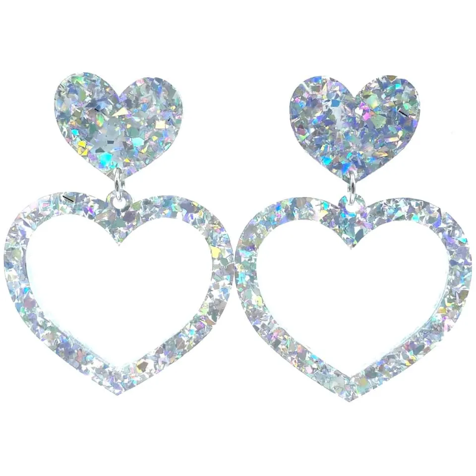 haus_of_dizzy_crystal_bar_2.webp Barbie Hearts | Earrings^Haus Of Dizzy Crystal Barbie Heart Earrings