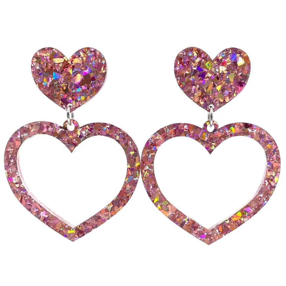 haus_of_dizzy_crystal_bar_4.webp Barbie Hearts | Earrings^Haus Of Dizzy Crystal Barbie Heart Earrings