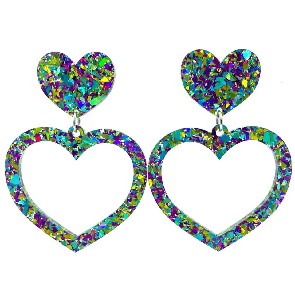 haus_of_dizzy_crystal_bar_7.webp Barbie Hearts | Earrings^Haus Of Dizzy Crystal Barbie Heart Earrings