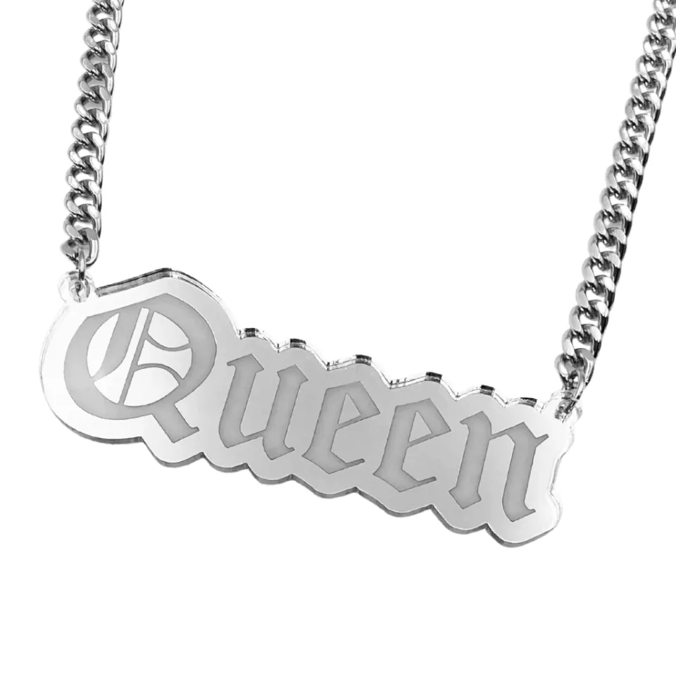 haus_of_dizzy_queen_plate_1.webp Necklaces^Haus Of Dizzy 'Queen' Plate Necklace