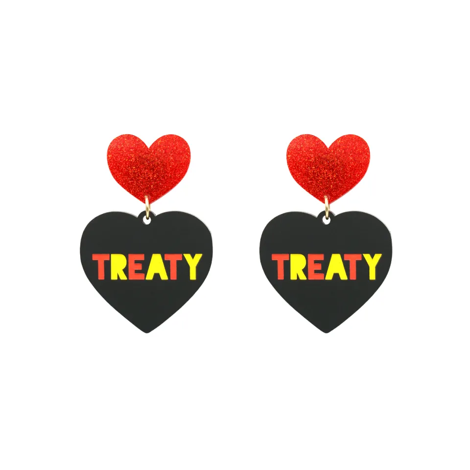 haus_of_dizzy_treaty_hear_2.webp Earrings^Haus Of Dizzy 'Treaty' Heart Earrings